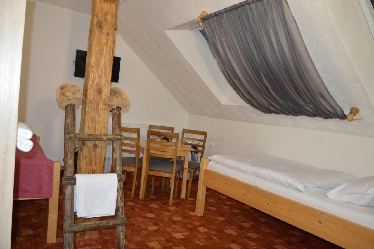 Statek 3 - Wellness & Spa Hotel Hluboká nad Vltavou Eksteriør billede